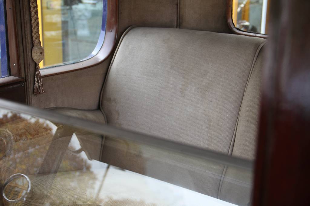 Detail f: Rolls Royce 20/25 H.P. Limousine Thrupp + Maberly (No 5283), Fahrgestellnummer GLR 4, EZ 1930, Laufleistung abgelesen 9900 mls, HU fällig, 51 kW/ 69 ...