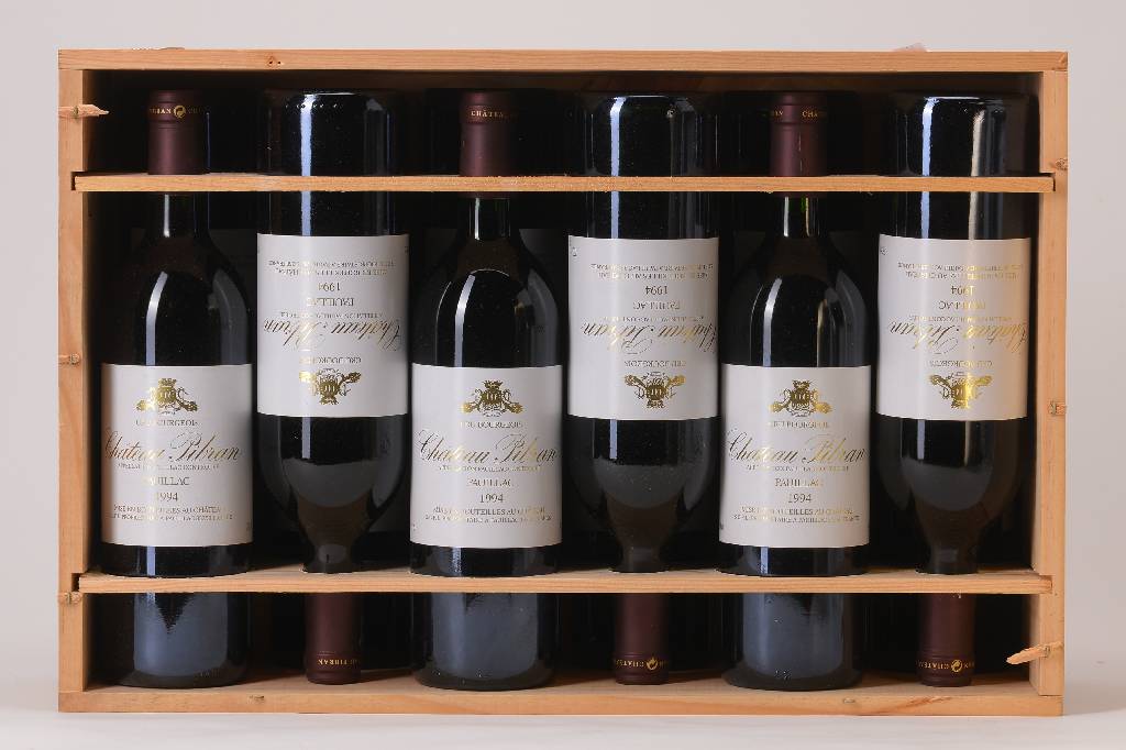 12 Flaschen 1994 Chateau Pibran, Pauillac, Cru Bourgeois, je ca. 75 cl, Füllstand: je ca.into neck, unverkostet, in der Originalholzkiste