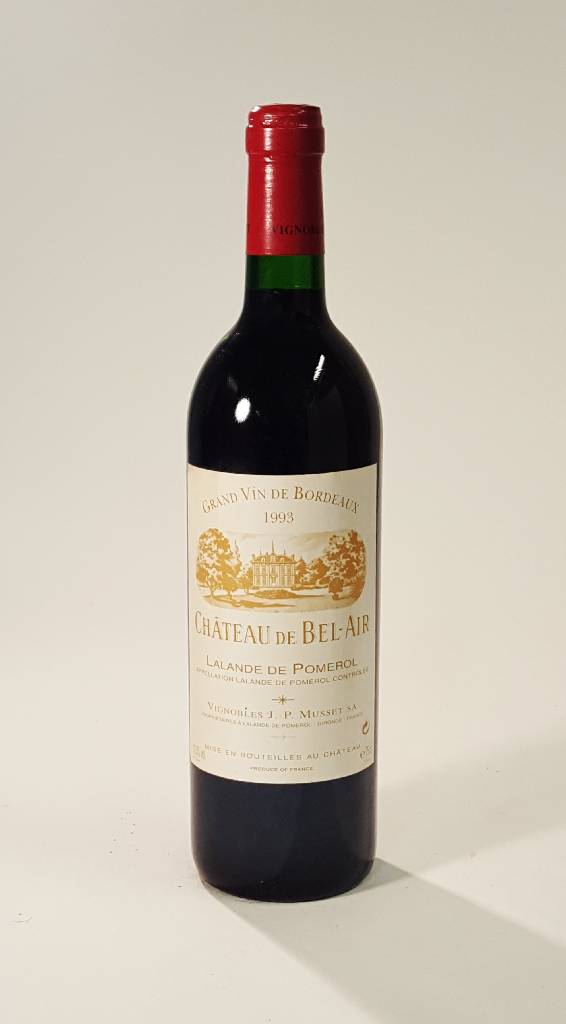12 Flaschen 1993 Chateau de Bel-Air, Lalandede Pomerol, je ca. 75 cl, 12,5 % Vol., Füllstände: je ca. top shoulder und into neck,unverkostet, guter ...