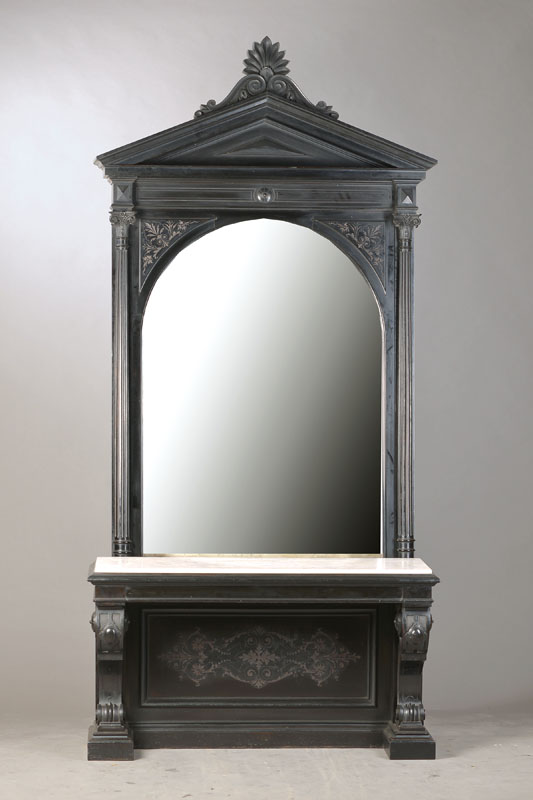 Geschwärzter Prunkspiegel mit Konsole, deutsch, um 1870/80, Eiche geschwärzt, Konsole mit weißer Marmorplatte, Spiegel mit bekröntem Spitzgiebel, ...