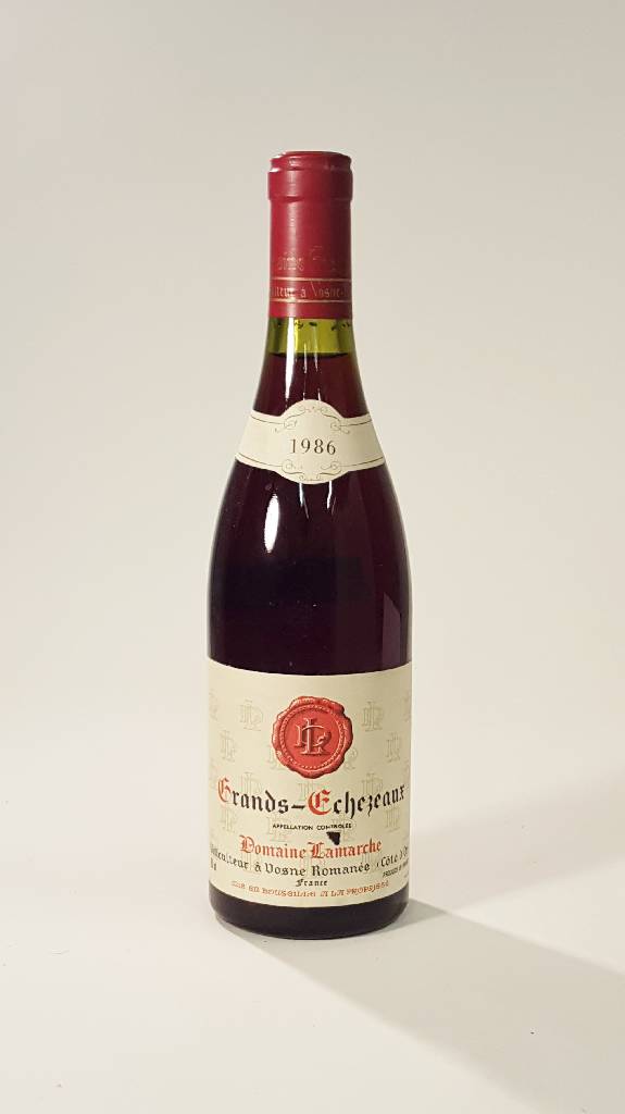 1 Flasche 1986 Grands Echezeaux Domaine Lamarche, Cote d'Or, ca. 75 cl, Abstand zwischen Kapsel und Wein: ca. 1,5 cm, unverkostet, selten im ...
