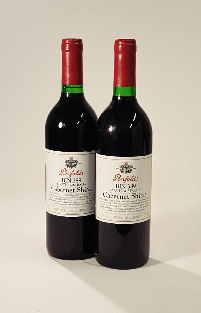 2 Flaschen 1995 Penfolds Bin 389 Cabernet Shiraz, Australien, je ca. 75 cl, 13 % Vol.,unverkostet, Füllstände: je ca. into neck, sammelwürdig, ...