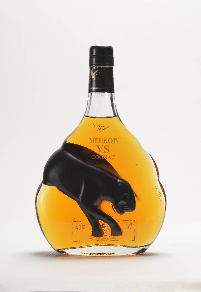 1 Flasche Meukow VS Cognac Black, Cognac/Frankreich, 40 % Vol., ca. 70 cl, Abstand zwischen Kapsel und Cognac: ca. 2,5 cm, unverkostet, ...