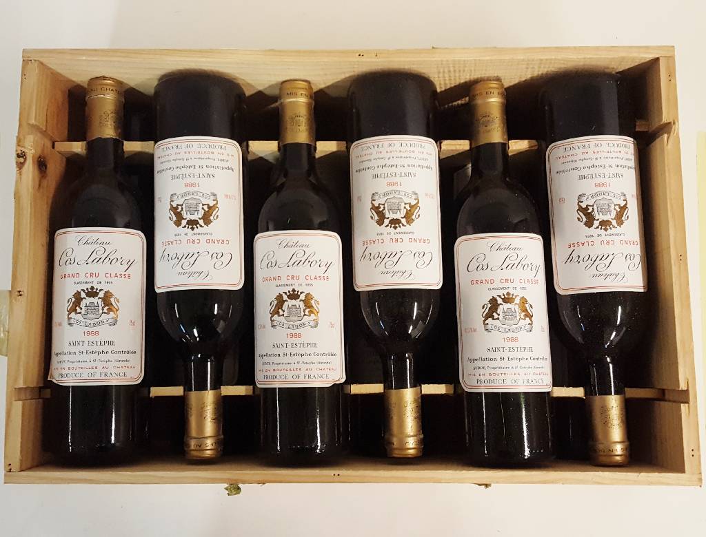12 Flaschen 1988 Chateau Cos Labory, Saint -Estephe, Grand Cru Classe, je ca. 75 cl, 12,5% Vol., Füllstände: je ca. into neck, unverkostet, in der ...