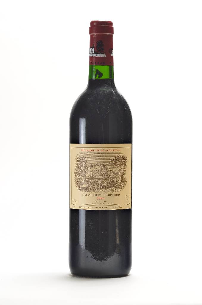 1 Flasche 1993 Chateau Lafite Rothschild, Pauillac, ca. 75 cl, 12,5 % Vol., Füllstand: ca. into neck, sammelwürdig, unverkostet, sehr guter ...