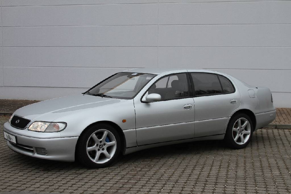 Detail h: Lexus GS 300, Fahrgestellnummer: JT153JSE700129254, EZ 02/1997, 2. Hand, Laufleistung ca. 154.000 km abgelesen, HU 08/2017, 156 kW/ 212 PS, ...