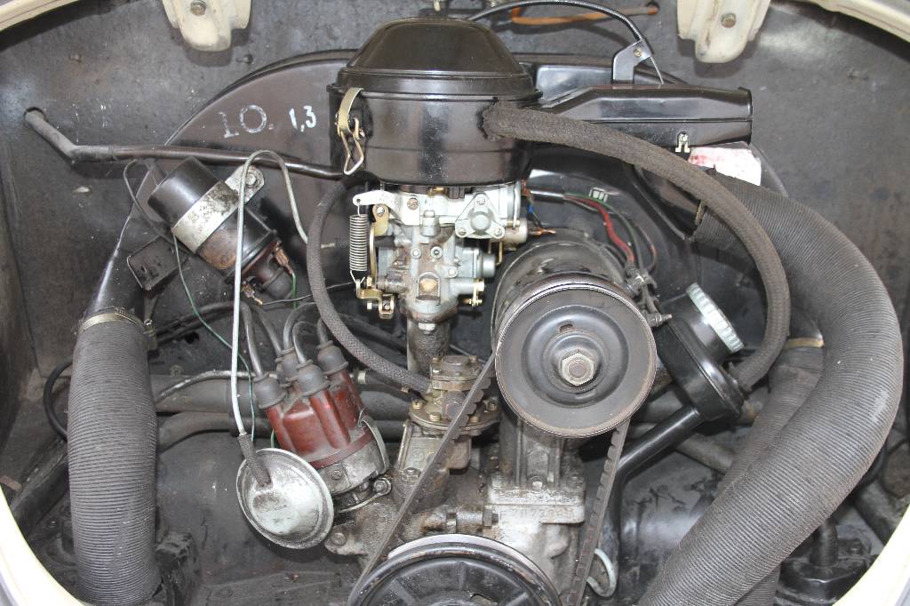 Detail c: Volkswagen Käfer 1300, Fahrgestellnummer: 119694964, EZ 04/1969, Laufleistung ca. 92.000 km abgelesen, H-zulassungsfähig, 29 kW/ 39 PS , ...
