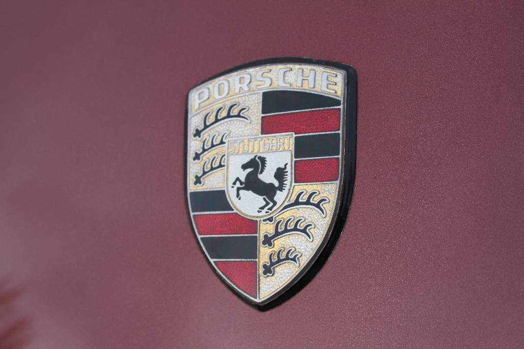 Detail f: Porsche 928 S Coupé, Fahrgestellnummer: WPOZZZ92ZFS840588, EZ 11/1984, 1. Hand, Laufleistung ca. 44.000 km, HU 09/2017, H-Zulassung, 228 kW/ 310 PS, ...