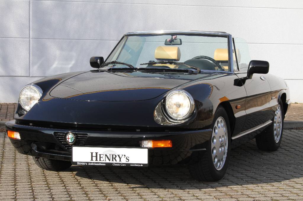 Alfa Romeo Spider 2.0, Fahrgestellnummer: ZAR11500006012965, EZ 04/1991, Laufleistung ca. 145.000 km abgelesen, 88 kW/ 120 PS, 4-Zylinder, 5-Gang ...