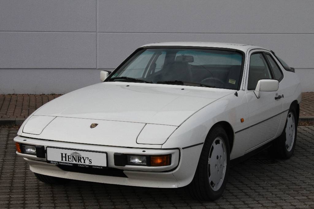 Porsche 924 S, Fahrgestellnummer: WPOZZZ92ZJN400694, BJ 1988, EZ 02/1995, Laufleistung ca. 75.000 km abgelesen, HU 09/2018, 118 kW/ 160 PS, ...