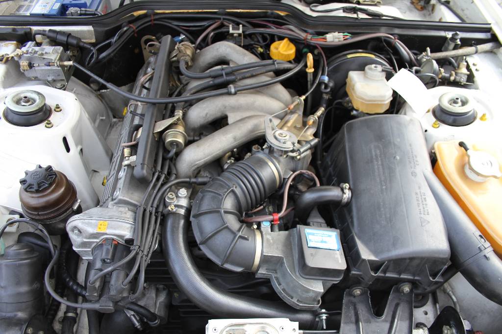 Detail f: Porsche 924 S, Fahrgestellnummer: WPOZZZ92ZJN400694, BJ 1988, EZ 02/1995, Laufleistung ca. 75.000 km abgelesen, HU 09/2018, 118 kW/ 160 PS, ...