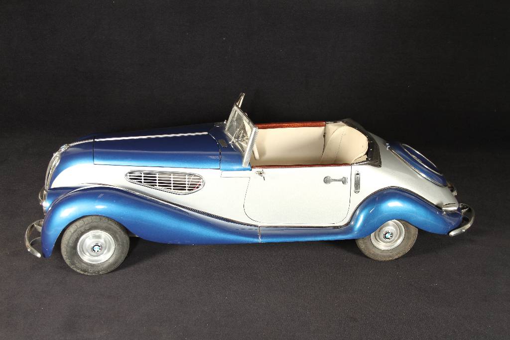 BMW 327 Kinderauto, 1-Zylinder, blau/silber, von 2014-2016 handgefertigtes Kinderauto, absolutes Einzelstück
