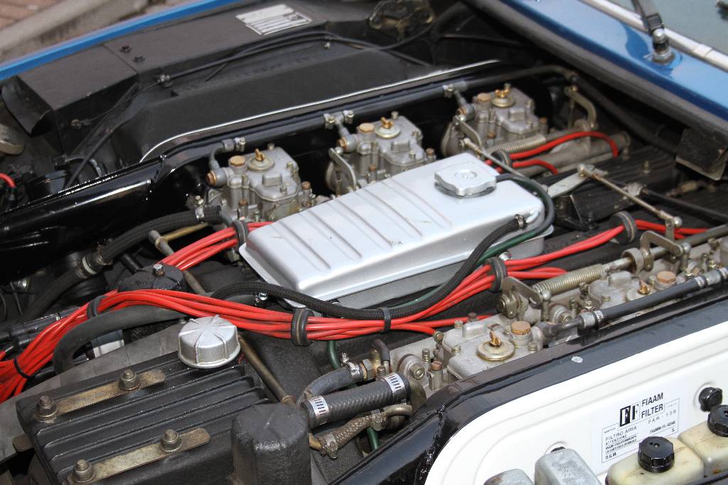 Detail e: Lamborghini Jarama S400GT, Fahrgestellnummer : 10472, EZ 07/1973, 2. Hand in Deutschland, Laufleistung ca. 68.365 km abgelesen, HU 08/2018, ...