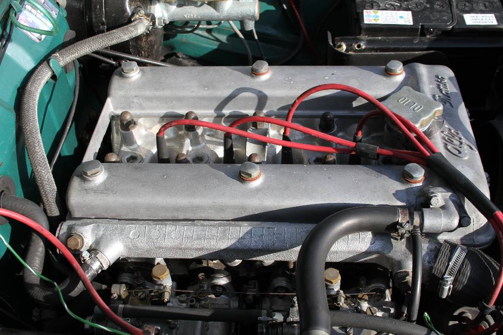 Detail c: Alfa Romeo Giulia 1300 Super Fahrgestellnummer: 2287800, BJ 1972, Laufleistung ca. 10.796 km abgelesen, H-zulassungsfähig, 65 kW/ 88 PS, 4-Zylinder, ...