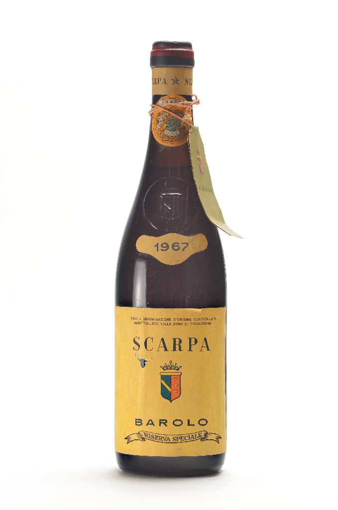 2 Flaschen 1967 Scarpa Barolo Riserva Speciale, je 72 cl, 13,5 % Vol., unverkostet, Abstände zwischen Kapseln und Wein: je ca. 4 cm, sehr selten im ...