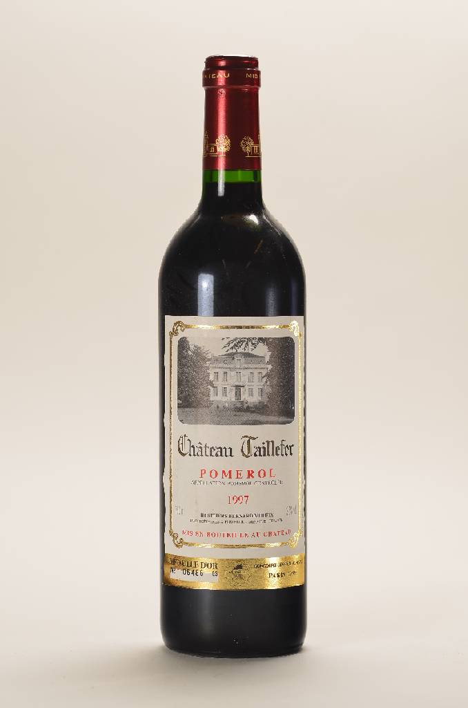 6 Flaschen 1997 Chateau Taillefer, Pomerol, je ca. 75 cl, 12,5 % Vol., Füllstände: je ca. top shoulder und besser, Gewinner der MedailleD'Or ...