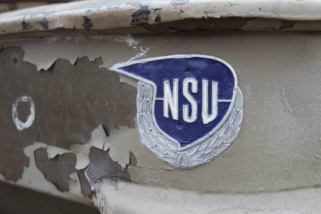 Detail f: NSU Kettenkrad Typ HK 101, BJ geschätzt ca. 1940, Laufleistung unbekannt, Straßenzulassung möglich, 26 kW/ 36 PS, 6 Vorwärts- und 2 ...