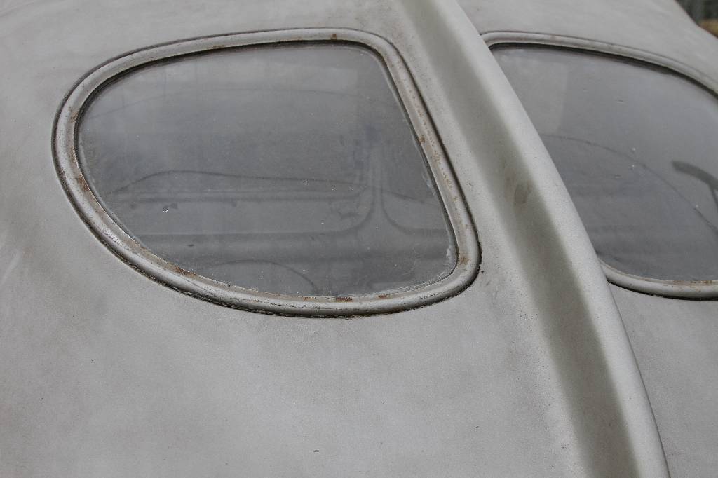 Detail h: Tatra 600 Tatraplan, Fahrgestellnummer: 8540/517/76164, BJ geschätzt 1948, H- zulassungsfähig, 38 kW/ 52 PS, 4-Zylinder Boxermotor luftgekühlt, ...