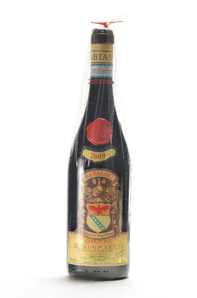 12 Flaschen 2009 Fabiano Amarone Della Valpolicella Classico, je ca. 75 cl, 15,5 % Vol., Abstand zwischen Kapsel und Wein: je ca.1 cm, sehr gute ...