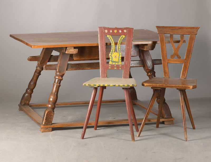 Bauerntisch, Barock-Tisch mit 7 z.T. un terschiedlichen Bauernstühlen, 18.Jh., Eichemassiv, barockes Untergestell, mit Zargenschub, dazu 7 ...