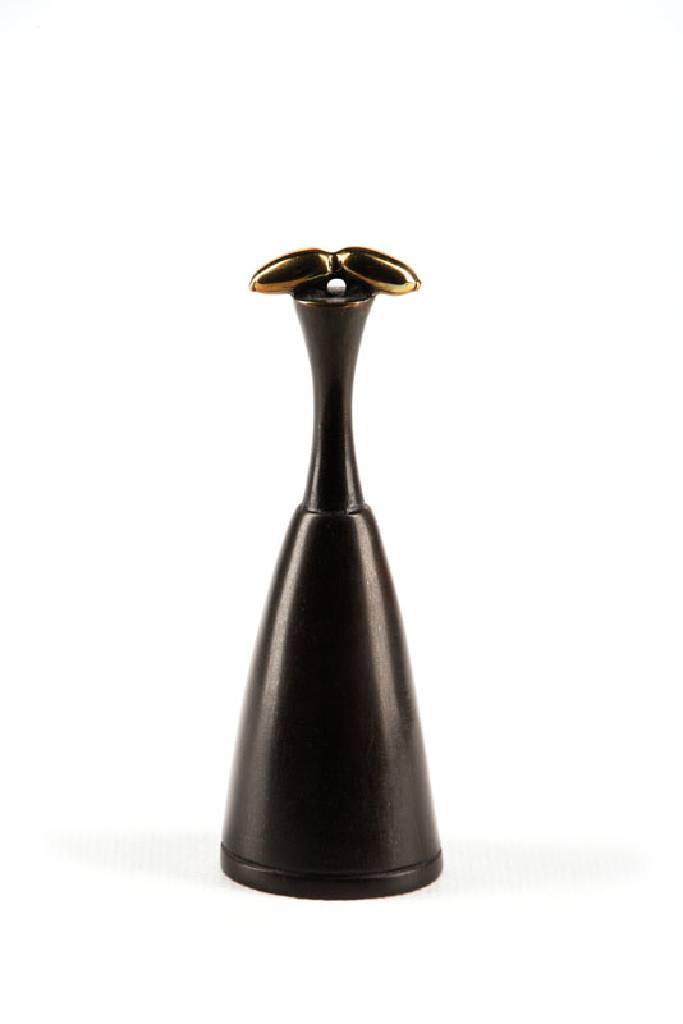 Paul Wunderlich, 1927-2010, Löschhütchen, Bronzeskulptur, sign. und num. 120, H. 9 cm