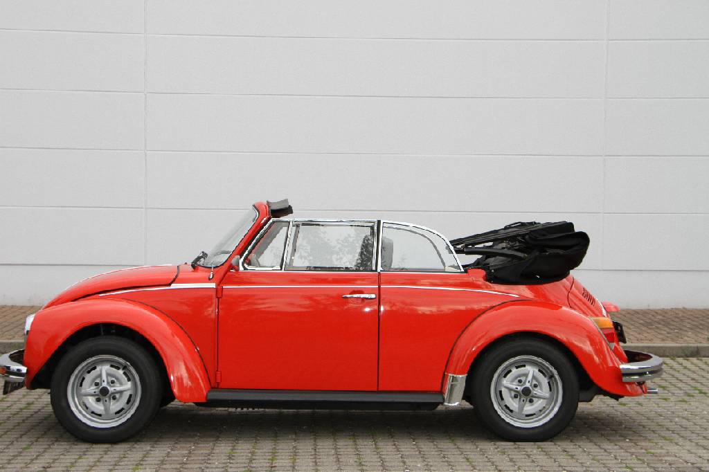 Detail h: Volkswagen Käfer 1303 LS, Fahrgestellnummer: 1572053666, EZ 12/1976, Laufleistung ca. 3.181 km abgelesen, HU 08/2018, H-Zulassung, 37 kW/ 50 PS, ...