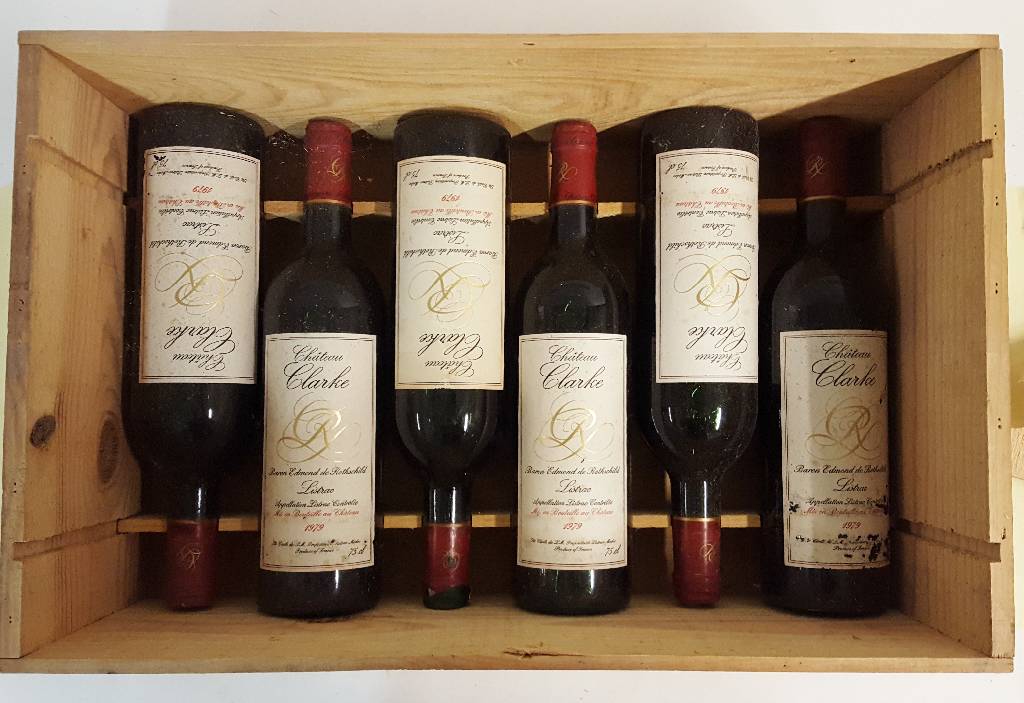 6 Flaschen 1979 Chateau Clarke, Baron Edmondde Rothschild, Listrac-Medoc, je ca. 75 cl, Füllstände: je ca. top shoulder und besser, Etiketten l. ...