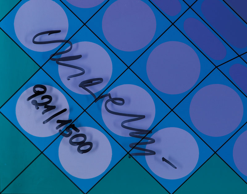 Detail a: Victor Vasarely, 1906-1997, Schachbrett, Farbserigraphie auf Acrylplatte, num. 921/1500, sign., dat. 1982, 70x70 cm