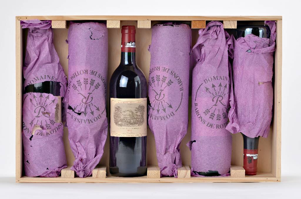 6 Flaschen 1993 Chateau Lafite Rothschild, Pauillac, je ca. 75 cl, 12,5 % Vol., unverkostet, Füllstände: je ca. into neck, sehr gute ...