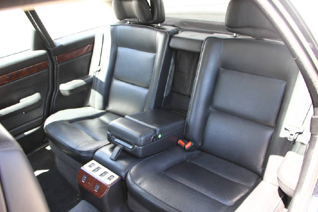 Detail c: Audi V8 Lang, Fahrgestellnummer: WAUZZZ4CZMG000112, EZ 06/1991, 3. Hand, Laufleistung ca. 86.814 km abgelesen, 206 kW/ 280PS, 8-Zylinder, ...