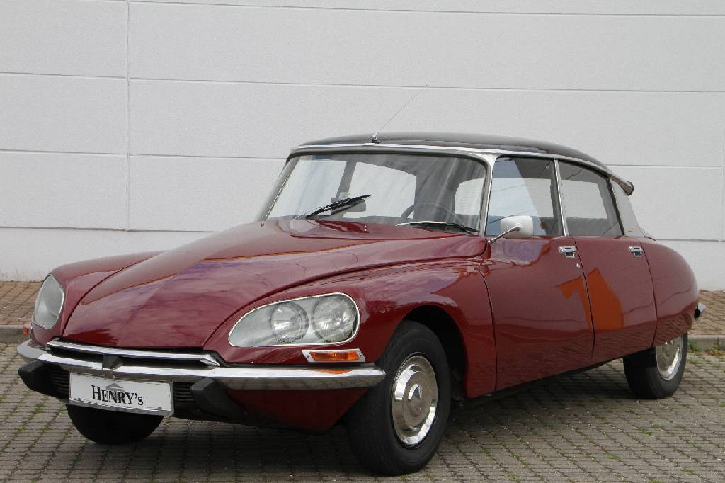 Citroen DS 20, EZ 01.1974, Fahrgestellnummer: DSFD05FD9382, Laufleistung ca. 45.905 km abgelesen, 76 kW/ 103 PS, H-zulassungsfähig, 4-Zylinder, ...