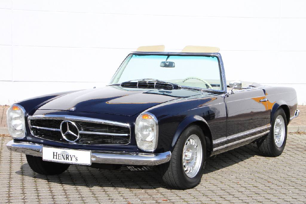Mercedes Benz 230SL Pagode aus dem ehemaligen Besitz von Tina Turner, Fahrgestellnummer: 11304212014416, EZ 07/1966, 4.Hand, Laufleistung ca. 42.856 ...