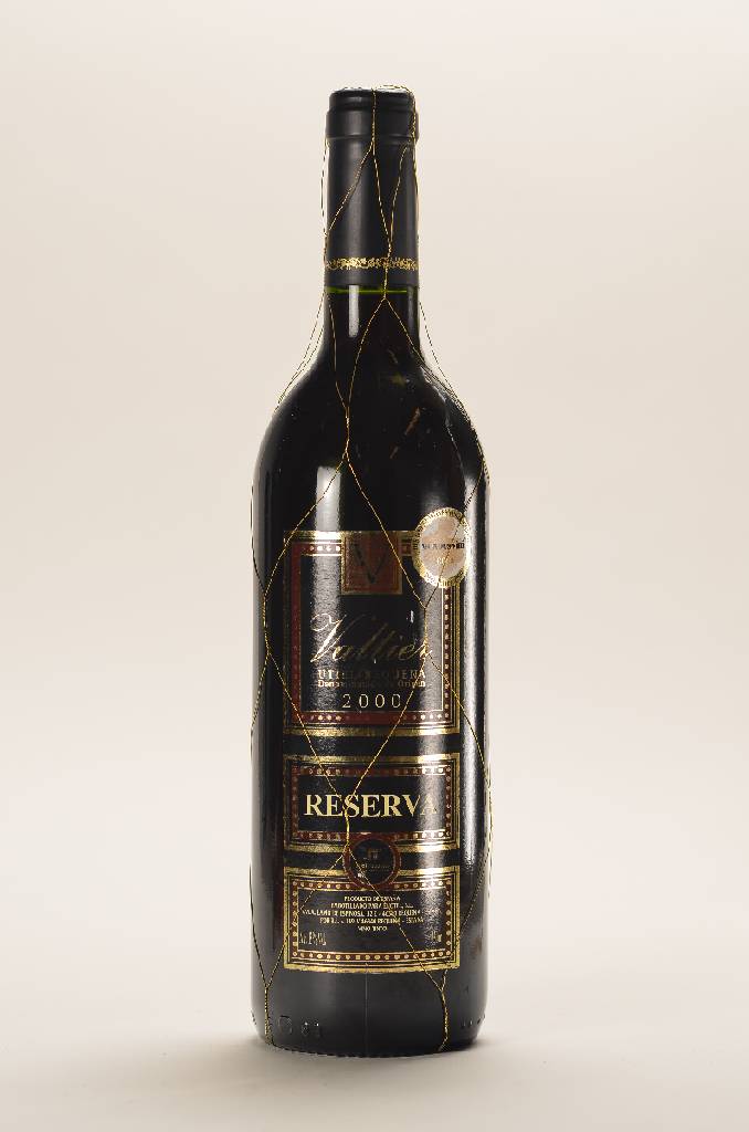 1 Flasche 2000 Valtier Utiel-Requena Reserva , ca. 75 cl, 13 % Vol, Füllstand: ca. high fill, unverkostet, ausgezeichnet mit dem internationalen ...