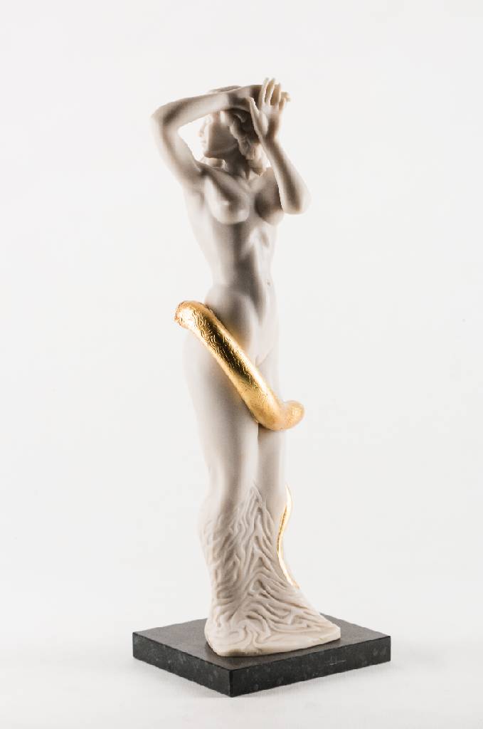 Ernst Fuchs, 1930-2015, Frau Lot, polymerer Kunstguss auf Granitsockel, sign., num. 195/500, H.44 cm
