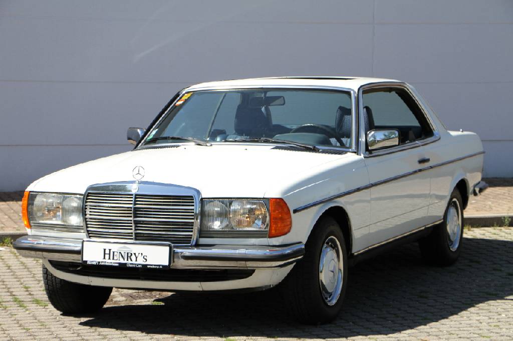 Mercedes-Benz 280 CE, Fahrgestellnummer: 12305312009957, EZ 07/1978, Laufleistung ca. 128.861 km abgelesen, H-zulassungsfähig nach Vollabnahme, 130 ...