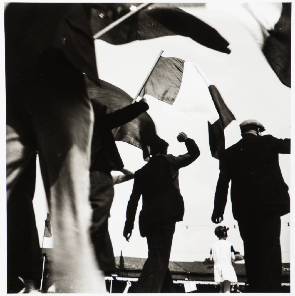 Detail e: RÃ© Soupault, 1901-1996, Photographien der magischen Sekunde, Mappe mit 6 Fotografien, Edition Griffelkunst 2011, einmalige Auflage, hergestellt ...