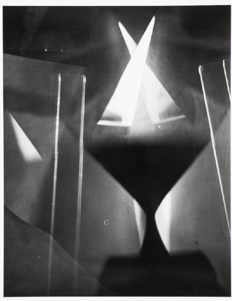 Detail c: Jaroslav Rössler, 1902-1990, Abstrakte Photographie, Mappe mit 6 Fotografien, EditionGriffelkunst 2009, Blattgr. 30x24 cm