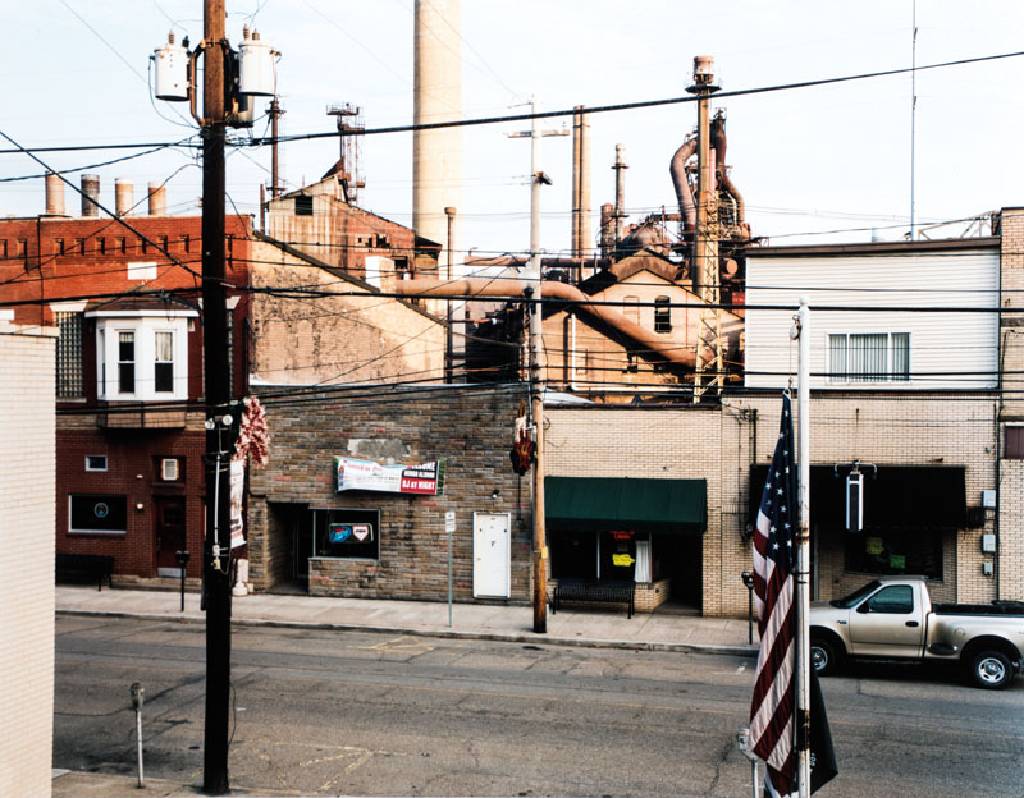 Jörn Vanhöfen, geb. 1961, Michigen Central Stadion, C-Print, Handabzug, verso sign., dat. 2014, Blattgr. 40x50 cm