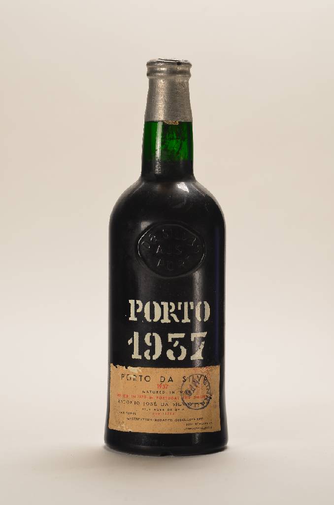 1 Flasche 1937 Antonio Jose da Silva Vintage Port, ca. 70 cl, Füllstand: ca. into neck, unverkostet, 1972 in die Flasche abgefüllt, 35 Jahre im ...