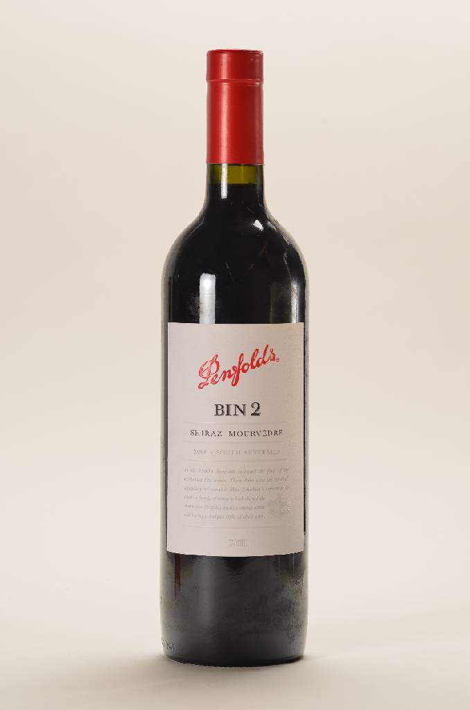 4 Flaschen 2006 Penfolds, Australia, 2x Bin 2 Shiraz Mourvedre, je ca. 75 cl, 13,5 % Vol, Füllstände: je ca. into neck, unverkostet, 2x ...