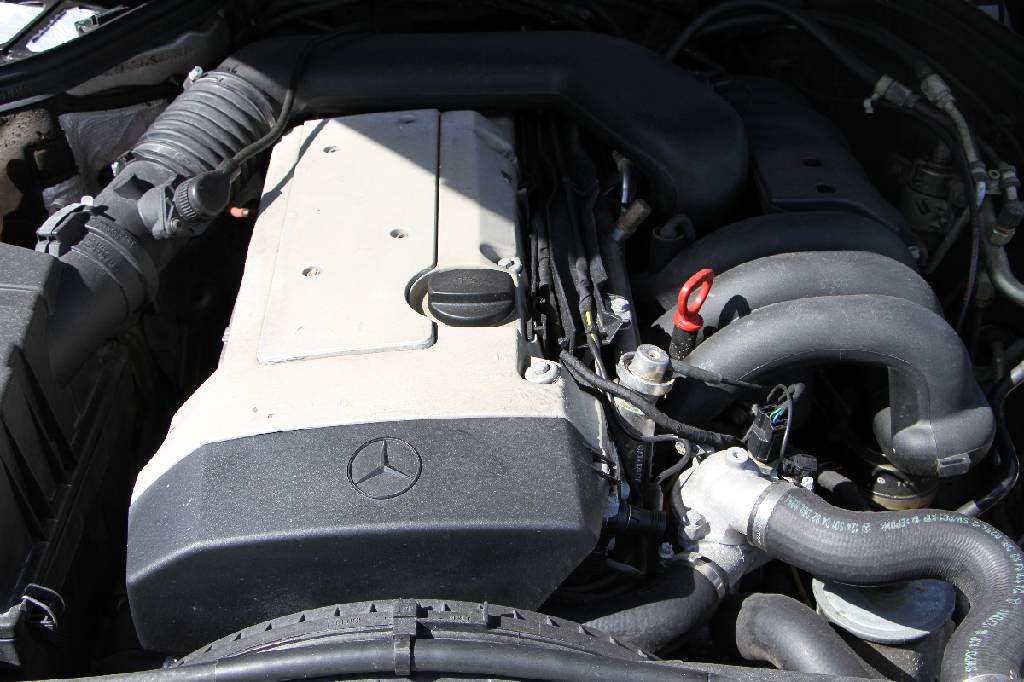 Detail g: Mercedes-Benz CE 320 W124, Fahrgestellnummer: WDBEA66E2SC281811, EZ 02/1996, aktuell noch US registriert, 2. Hand, Laufleistung ca. 132.827 miles, ...