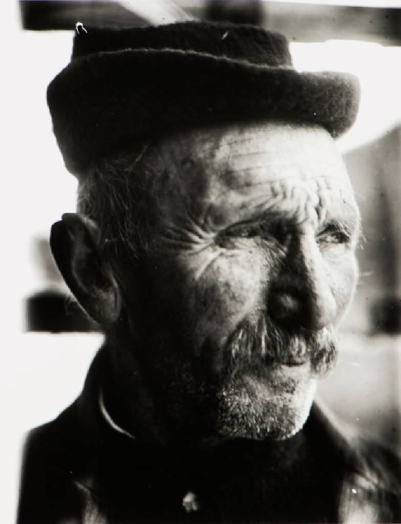 Ernst Ludwig Kirchner, 1880-1938, 3 Portraits, Gustav Schiefler, Der Bündner Knecht Franz Scherrer, Julius Hembus, um 1930 Fotografien aus dem ...