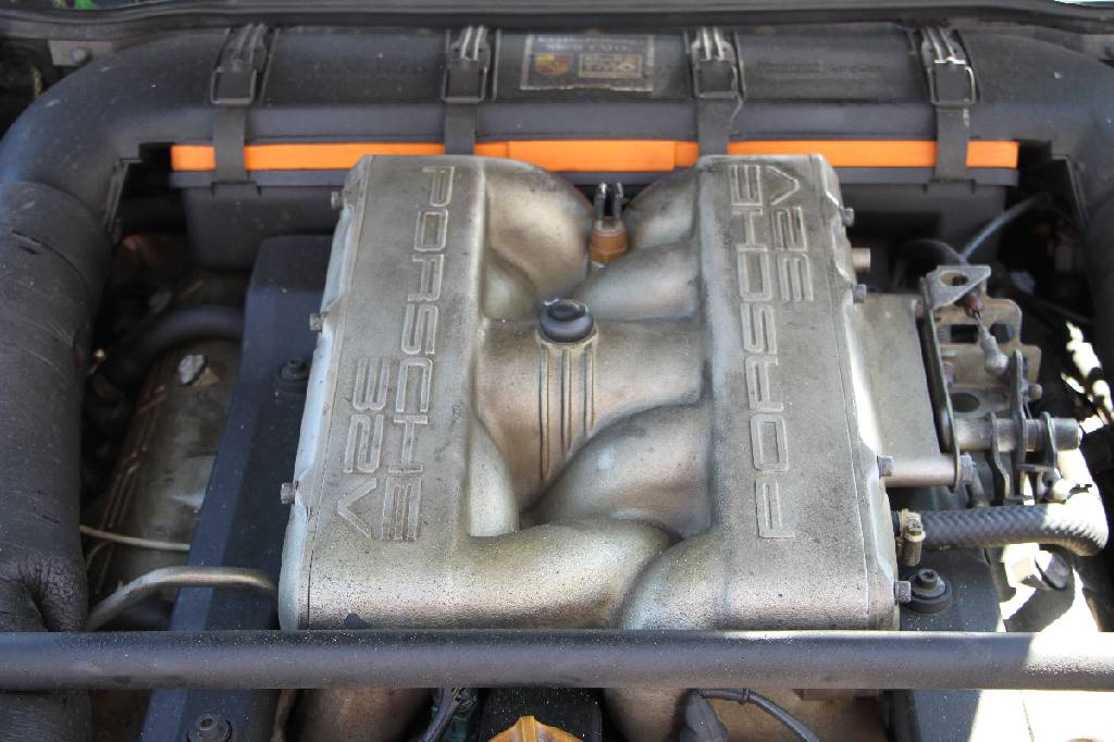 Detail f: Porsche 928 GT, Fahrgestellnummer: WPOZZZ92ZLS840698, EZ 11/1989, 3. Hand, Laufleistung ca. 154.000 km, 243 kW/ 330 PS, 8-Zylinder, 5-Gang ...