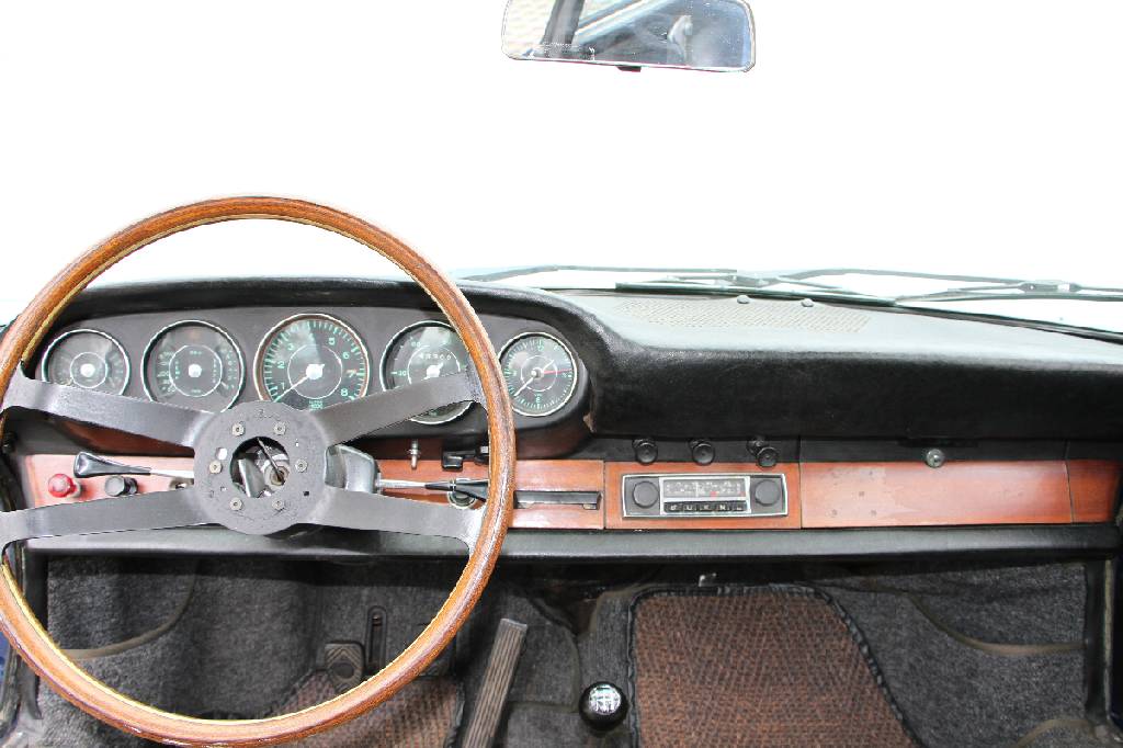 Detail b: Porsche 911 2.0, Fahrgestellnummer: 300292, BJ 1965, Laufleistung ca. 49.300 miles abgelesen, H-zulassungsfähig, 95 kW/ 129 PS, 6-Zylinder, 5-Gang ...