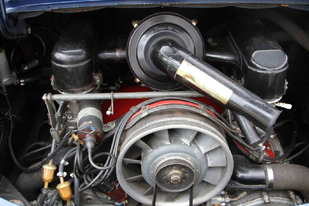 Detail e: Porsche 911 2.0, Fahrgestellnummer: 300292, BJ 1965, Laufleistung ca. 49.300 miles abgelesen, H-zulassungsfähig, 95 kW/ 129 PS, 6-Zylinder, 5-Gang ...