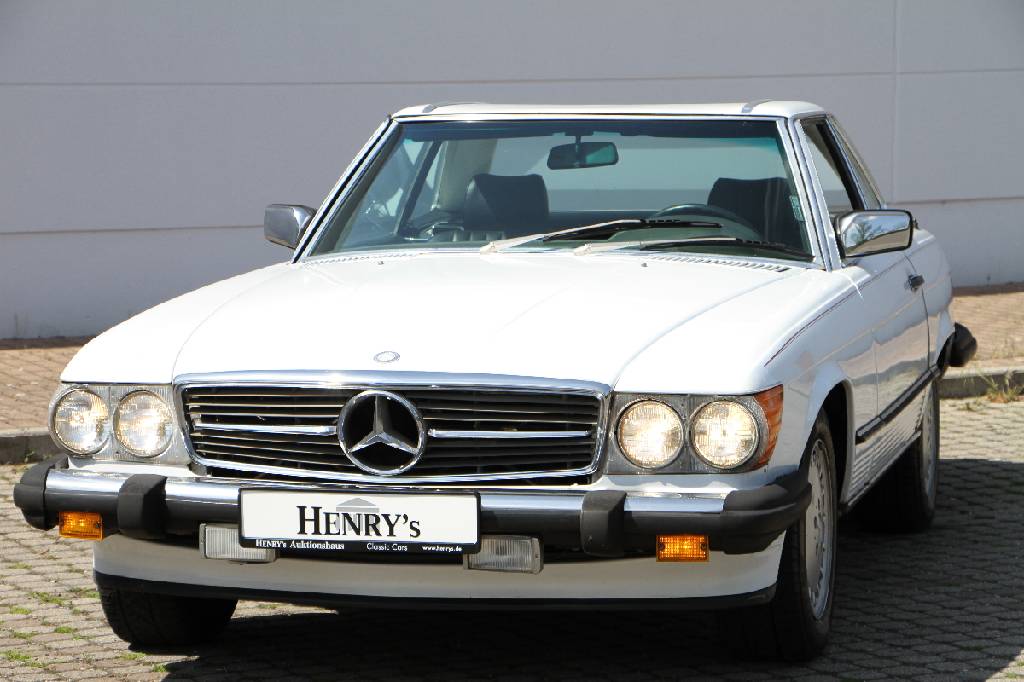 Detail h: Mercedes-Benz 560 SL R107, Fahrgestellnummer: WDBBA48D1HA066971, BJ 1987, Laufleistung ca. 94.681 miles abgelesen, H-zulassungsfähig, 170kW/ 231 PS, ...