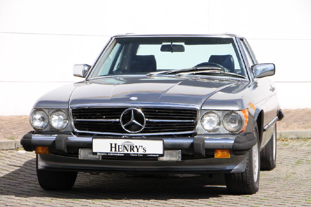 Detail g: Mercedes-Benz 560 SL R107, Fahrgestellnummer: WDBBA48D8HA058768, BJ 1987, Laufleistung ca. 77.401 miles abgelesen, H-zulassungsfähig, 170kW/ 231 PS, ...