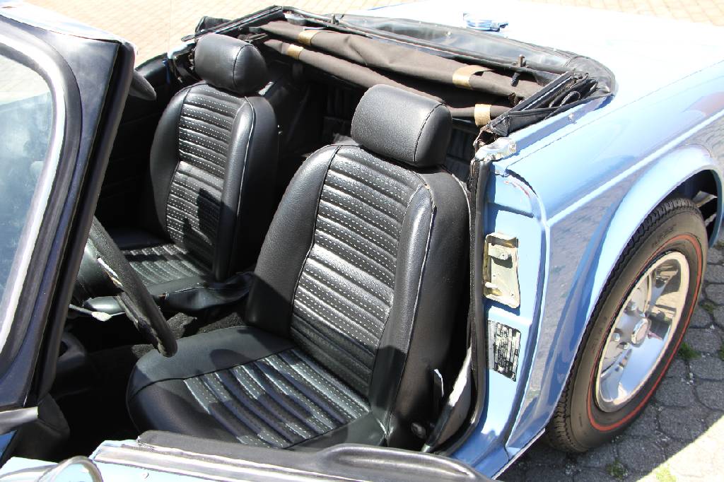 Detail b: Triumph TR 6 Roadster, Fahrgestellnummer: CF4656L, BJ 1973, Laufleistung ca. 78.238 miles abgelesen, H-zulassungsfähig, 72 kW/ 98 PS, 6-Zylinder, ...