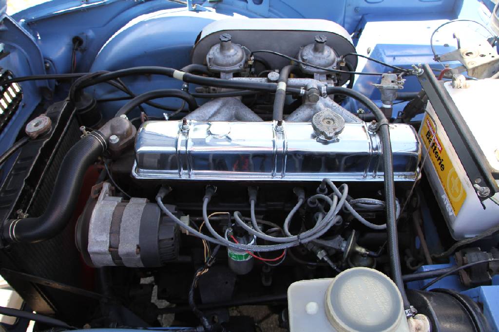 Detail d: Triumph TR 6 Roadster, Fahrgestellnummer: CF4656L, BJ 1973, Laufleistung ca. 78.238 miles abgelesen, H-zulassungsfähig, 72 kW/ 98 PS, 6-Zylinder, ...