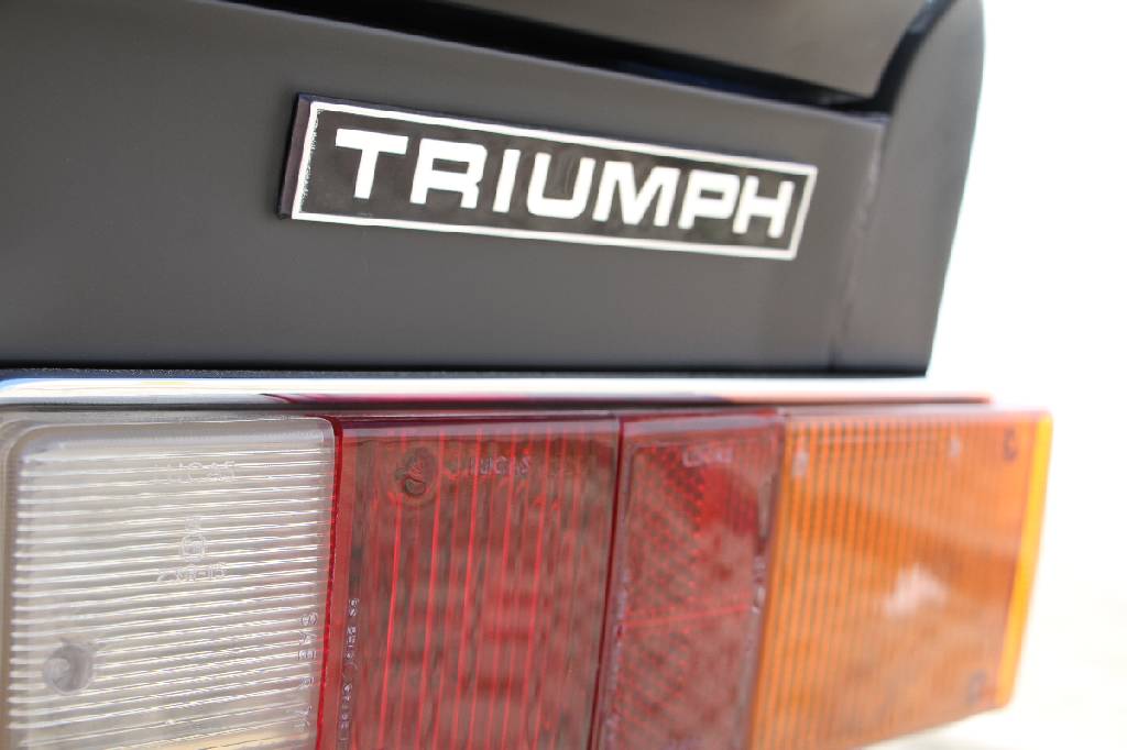 Detail h: Triumph TR 6 Roadster, Fahrgestellnummer: CF4656L, BJ 1973, Laufleistung ca. 78.238 miles abgelesen, H-zulassungsfähig, 72 kW/ 98 PS, 6-Zylinder, ...